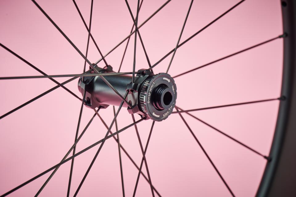 Detail of Parcours Chrono aero wheel and hub