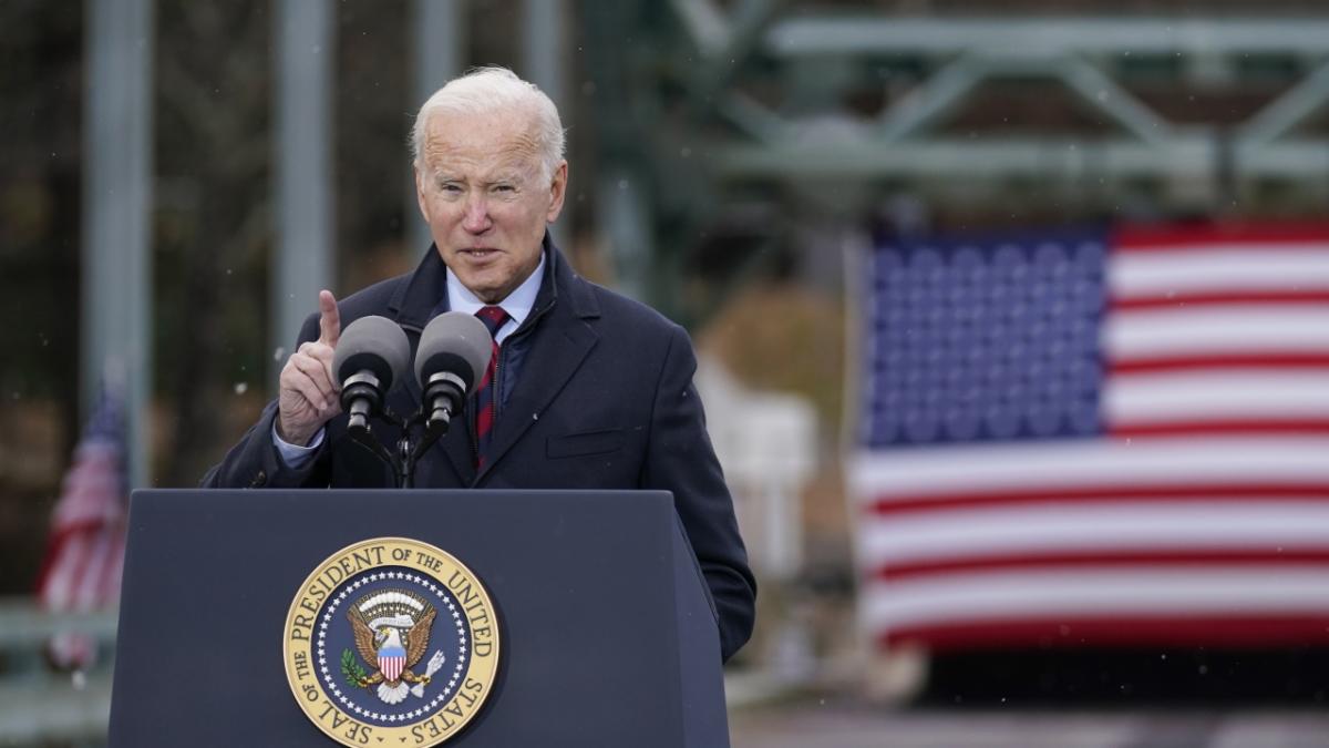 With the election on the way, the Biden administration touts its infrastructure achievements