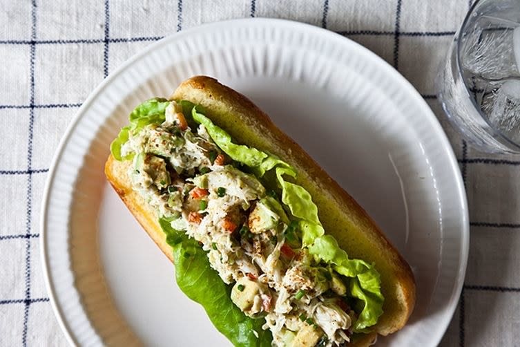 Avocado crab roll