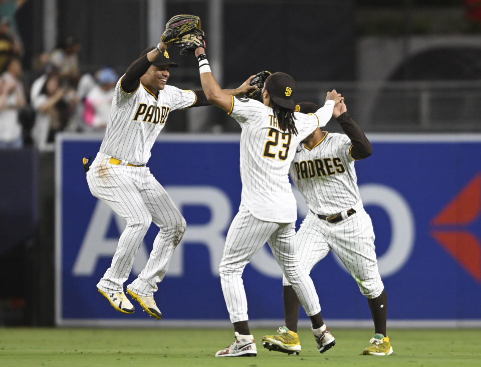 教士靠著單局進帳7分逆轉勝道奇。（MLB Photo by Denis Poroy/Getty Images）