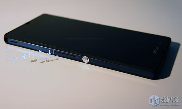 Sony Xperia Z Photos Specs