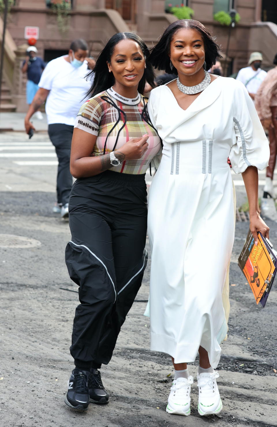 Gabrielle Union and Latoia Fitzgerald film “The Perfect Find” in downtown Manhattan. - Credit: Jose Perez / SplashNews.com