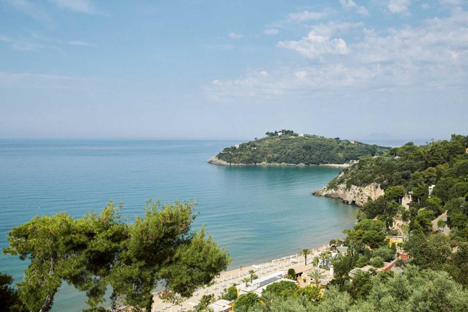 A beach view seen on the road between Sperlonga and Gaeta