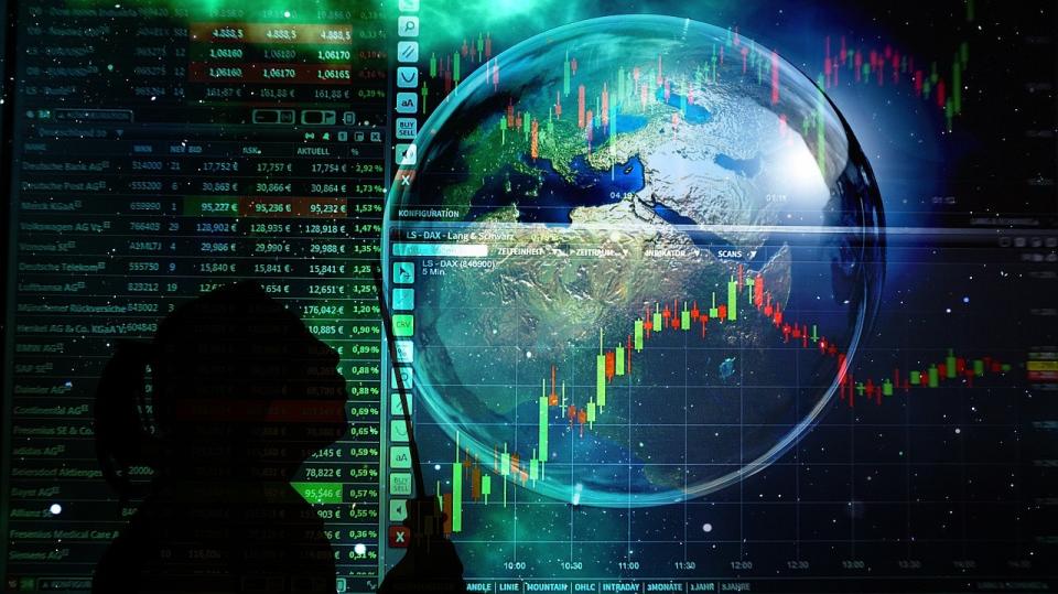 <span class="caption">Les principaux indices boursiers ont connu un rebond nettement plus important que leur effondrement consécutif à l’éclatement de la crise au printemps dernier.</span> <span class="attribution"><a class="link " href="https://pixabay.com/fr/illustrations/bulle-de-savon-bokeh-bourse-de-4319060/" rel="nofollow noopener" target="_blank" data-ylk="slk:Pixabay;elm:context_link;itc:0;sec:content-canvas">Pixabay</a>, <a class="link " href="http://creativecommons.org/licenses/by-sa/4.0/" rel="nofollow noopener" target="_blank" data-ylk="slk:CC BY-SA;elm:context_link;itc:0;sec:content-canvas">CC BY-SA</a></span>