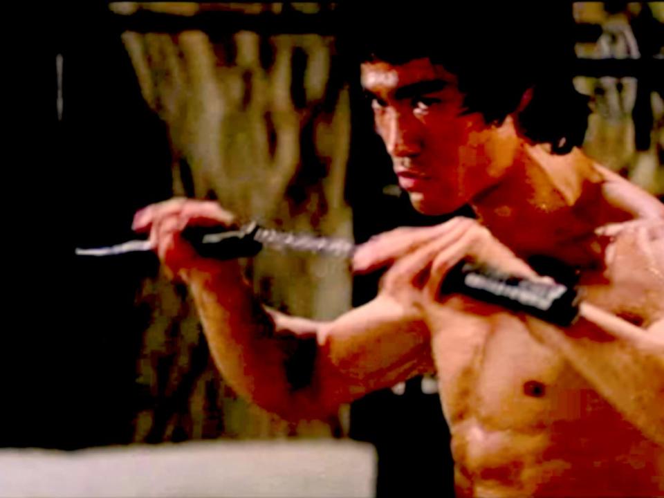 Enter the dragon bruce lee nunchucks nunchaku