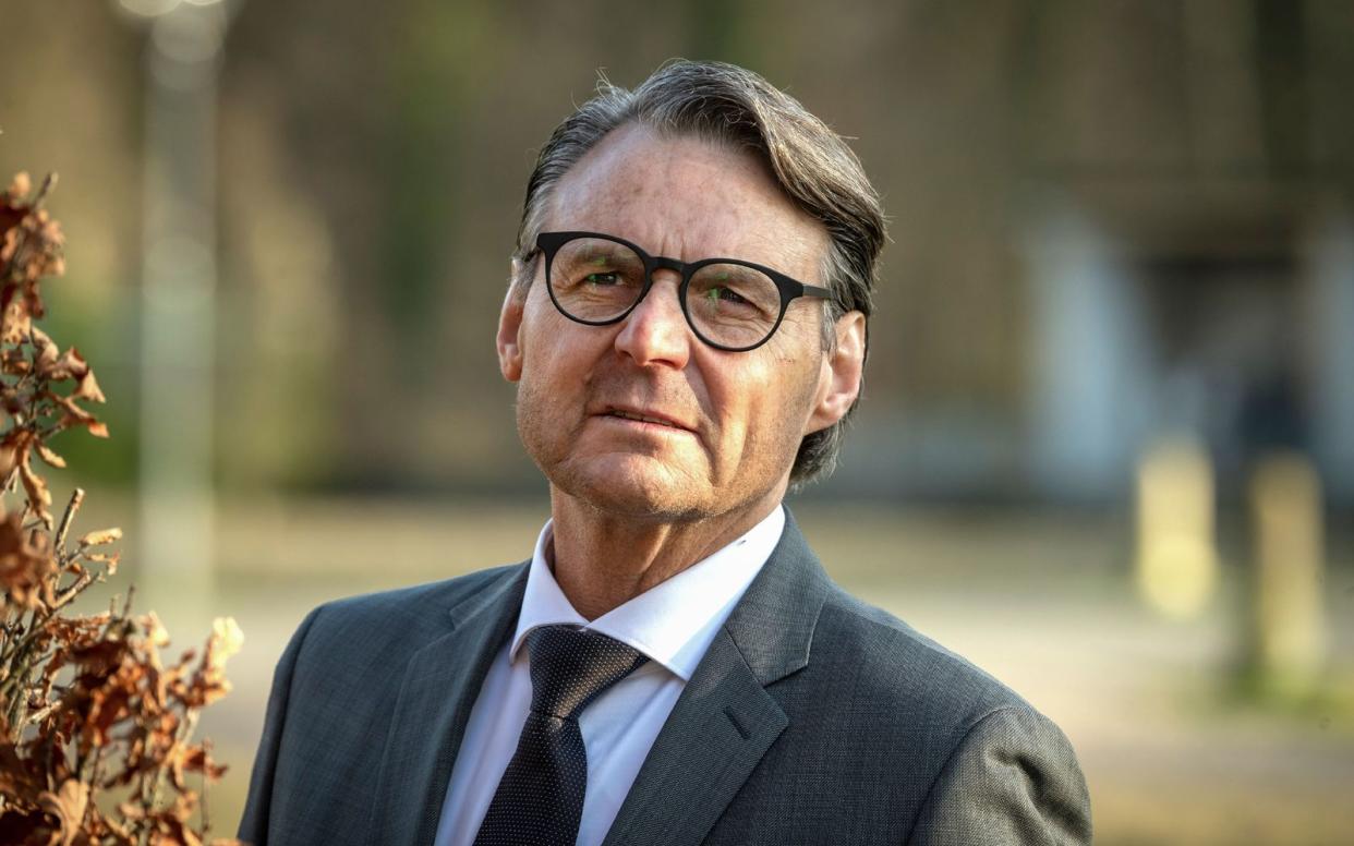 Seit knapp 30 Jahren ist Wolfgang Bahro bei "Gute Zeiten, schlechte Zeiten" als Dr. Joachim Gerner zu sehen.  (Bild: RTL / Oliver Ziebe)
