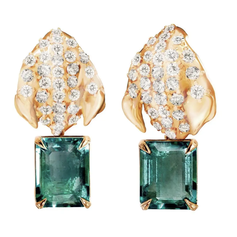 <p><a href="https://go.redirectingat.com?id=74968X1596630&url=https%3A%2F%2Fwww.1stdibs.com%2Fjewelry%2Fearrings%2Fclip-on-earrings%2Femerald-18k-yellow-gold-contemporary-floral-clip-on-earrings-62-diamonds%2Fid-j_18841532%2F&sref=https%3A%2F%2Fwww.veranda.com%2Fluxury-lifestyle%2Fluxury-fashion-jewelry%2Fg44375553%2Fbest-jewelry-to-buy-1stdibs%2F" rel="nofollow noopener" target="_blank" data-ylk="slk:Shop Now;elm:context_link;itc:0;sec:content-canvas" class="link ">Shop Now</a></p><p>Contemporary Floral Earrings</p><p>1st Dibs</p><p>$12974.00</p><span class="copyright">Courtesy of 1st Dibs</span>
