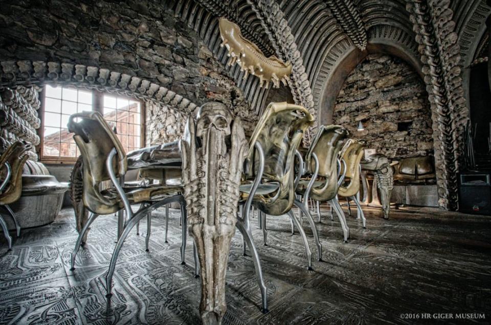 This alien-themed HR Giger Bar, found in Ch&acirc;teau St. Germain in Gruy&egrave;res, Switzerland, is a masterpiece worthy of breaking quarantine for.