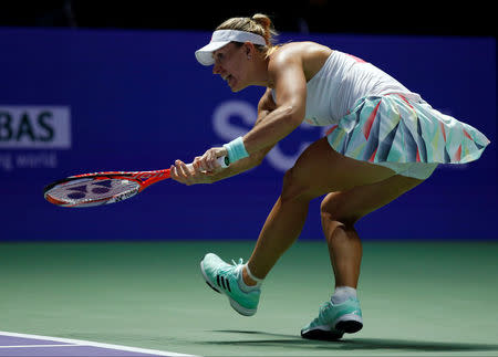 Tennis - Singapore WTA Finals Round Robin Singles - Singapore Indoor Stadium, Singapore - 27/10/2016 - Angelique Kerber of Germany in action against Madison Keys of the U.S. REUTERS/Edgar Su