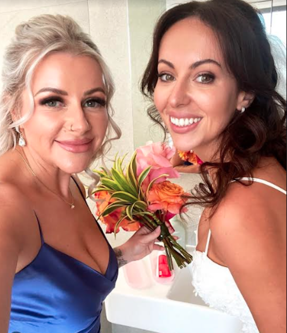 Ellie Dix and best friend Tahli on Ellie's MAFS wedding day