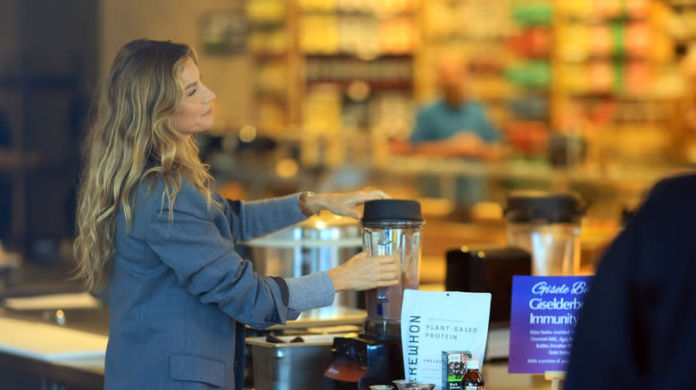 Gisele Bündchen at Erewhon Market 