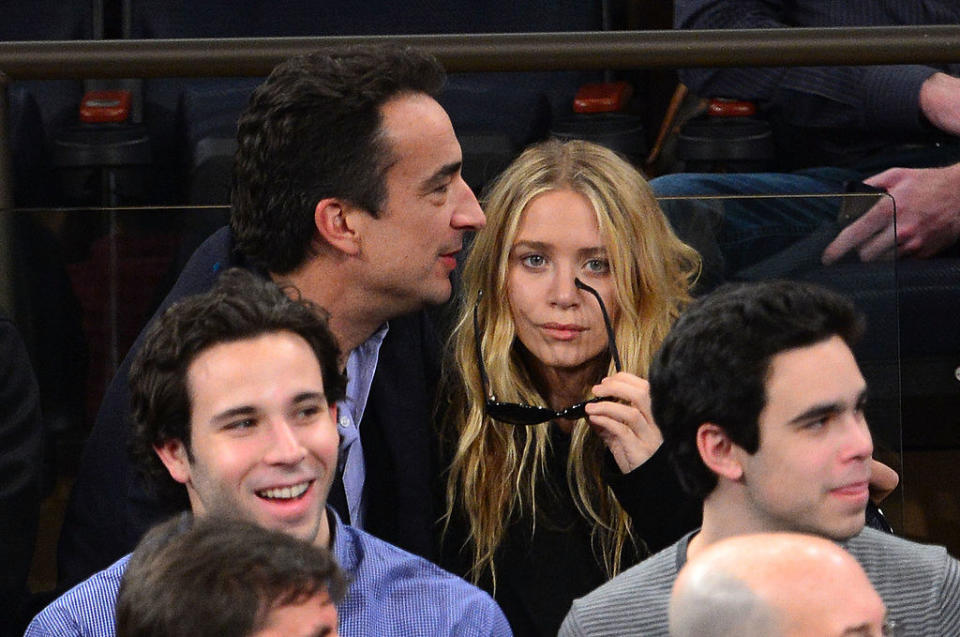 Olivier and Mary-Kate sitting together