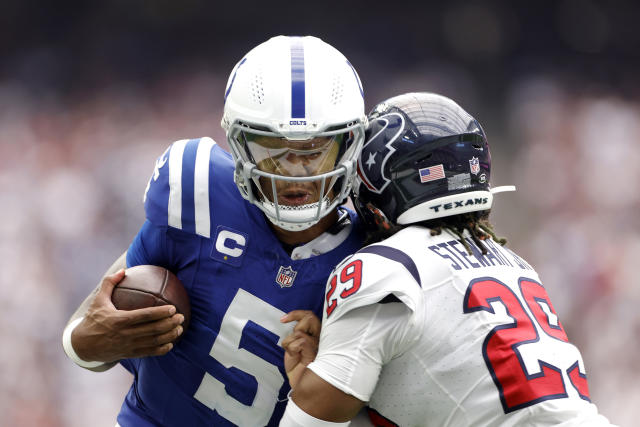 Colts' Anthony Richardson rushes for 2 touchdowns, leaves game with  concussion in dominant win over Texans