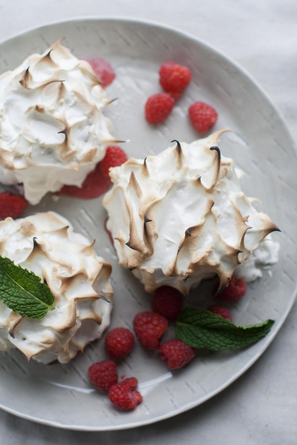 This Apr. 14, 2014 photo shows summer baked Alaska in Concord, N.H. (AP Photo/Matthew Mead)This Apr. 14, 2014 photo shows summer baked Alaska in Concord, N.H. (AP Photo/Matthew Mead)