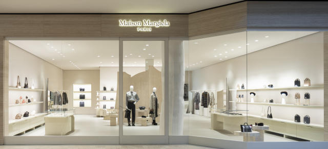Weekend Max Mara opens first U.S. boutique at South Coast Plaza
