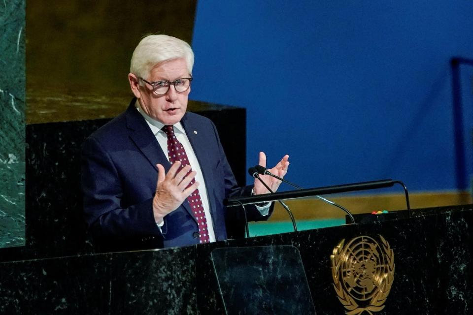 Canada's Ambassador to the United Nations Bob Rae speaks to delegates before a vote on a resolution recognizing Russia must be responsible for reparation in Ukraine at the United Nations Headquarters in New York, U.S., November 14, 2022. REUTERS/Eduardo Munoz