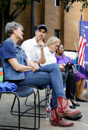 U.S. Representative Beto O'Rourke (D-TX) campaigns in Houston, Texas U.S. November 12, 2017. REUTERS/William Philpott