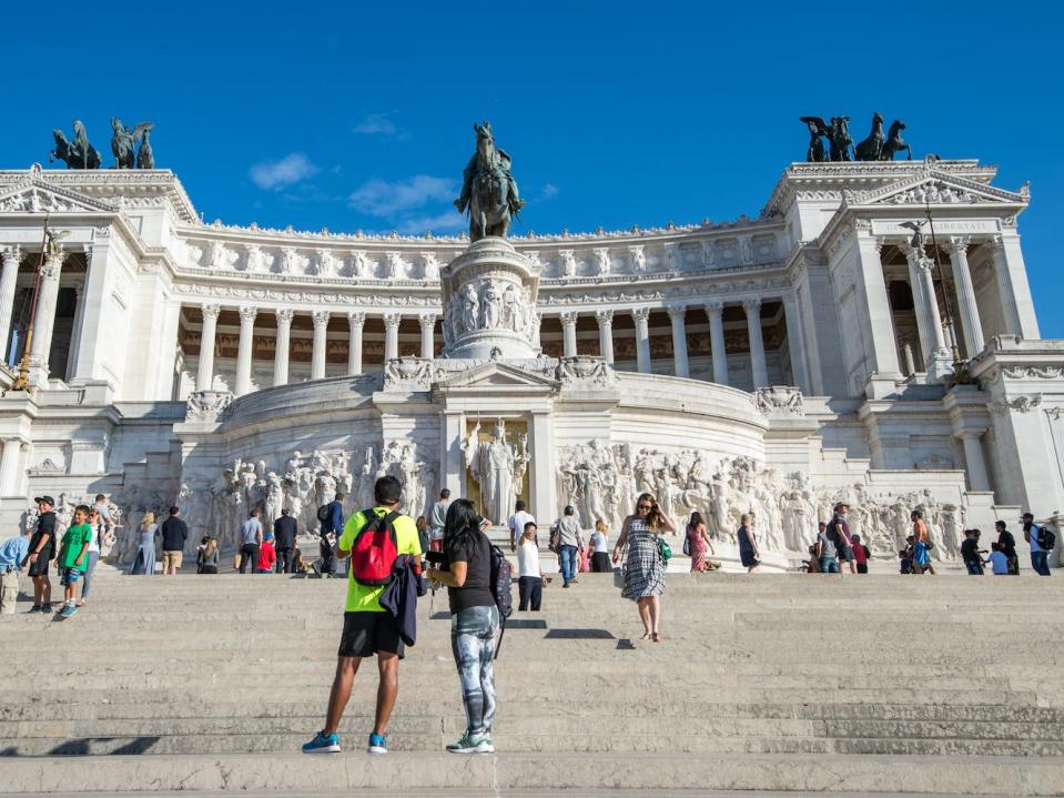 tourism coronavirus italy rome