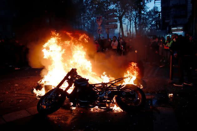 2020 11 28T170250Z 2089823339 RC2HCK9DGFOU RTRMADP 3 FRANCE SECURITY PROTESTS