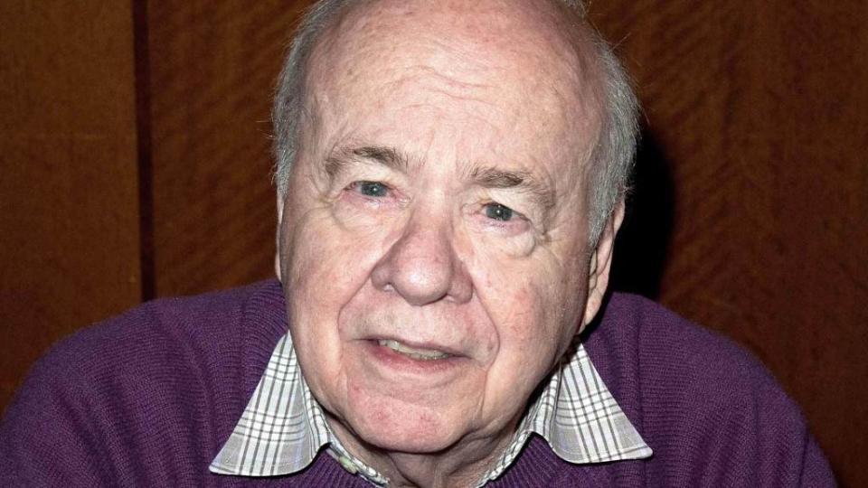 <p>Tim Conway, the legendary comedic actor who appeared on “The Carol Burnett Show,” passed away on Tuesday. He was 85. Conway’s rep, Howard Bragman, tells The Blast that Conway passed away this morning after a long illness. According to PEOPLE, which first reported the news, in lieu of flowers or gifts, the family is asking […]</p> <p>The post <a rel="nofollow noopener" href="https://theblast.com/tim-conway-dead/" target="_blank" data-ylk="slk:Tim Conway, Star of ‘The Carol Burnett Show,’ Dead at 85;elm:context_link;itc:0;sec:content-canvas" class="link ">Tim Conway, Star of ‘The Carol Burnett Show,’ Dead at 85</a> appeared first on <a rel="nofollow noopener" href="https://theblast.com" target="_blank" data-ylk="slk:The Blast;elm:context_link;itc:0;sec:content-canvas" class="link ">The Blast</a>.</p>