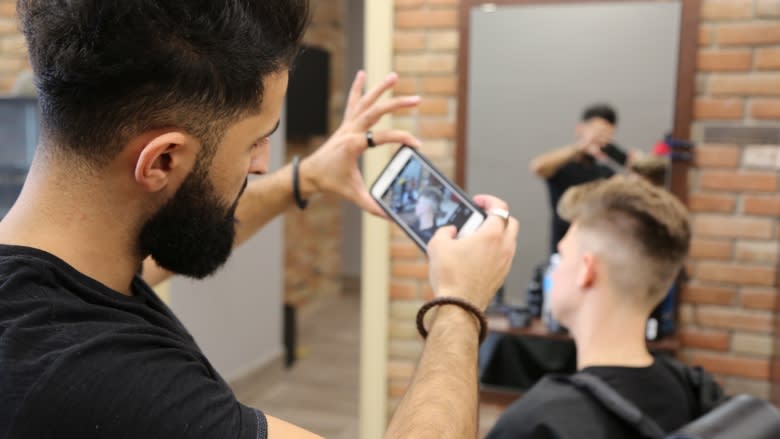 'Mega Viral': Windsor barber turns Instagram following into real world success