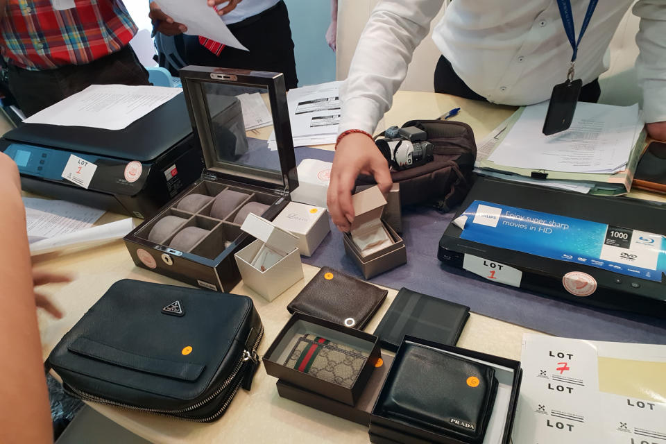 Some of the items on offer at a Sheriff’s Sale event held on 2 November. (PHOTO: Wan Ting Koh / Yahoo News Singapore)