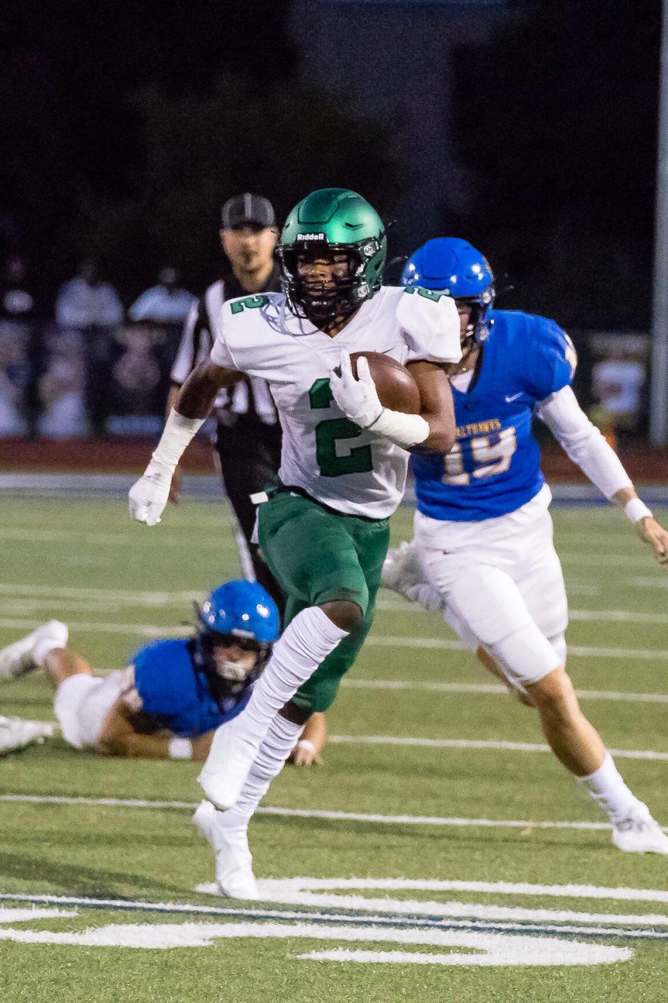 Derby High School running back Dylan Edwards (2) announced Friday that he is decommitting from Kansas State and reopening his recruitment.