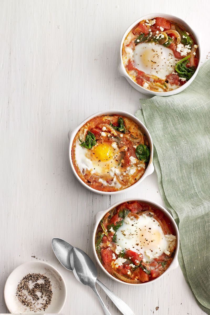 Baked Eggs with Spinach and Tomato