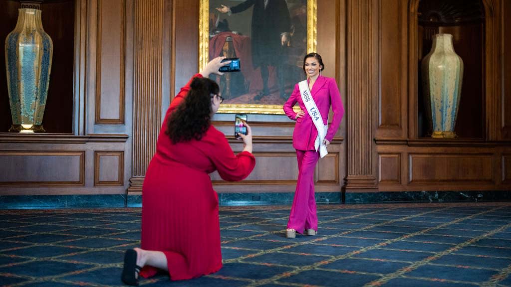  Miss USA Noelia Voigt at the U.S. Capitol. 