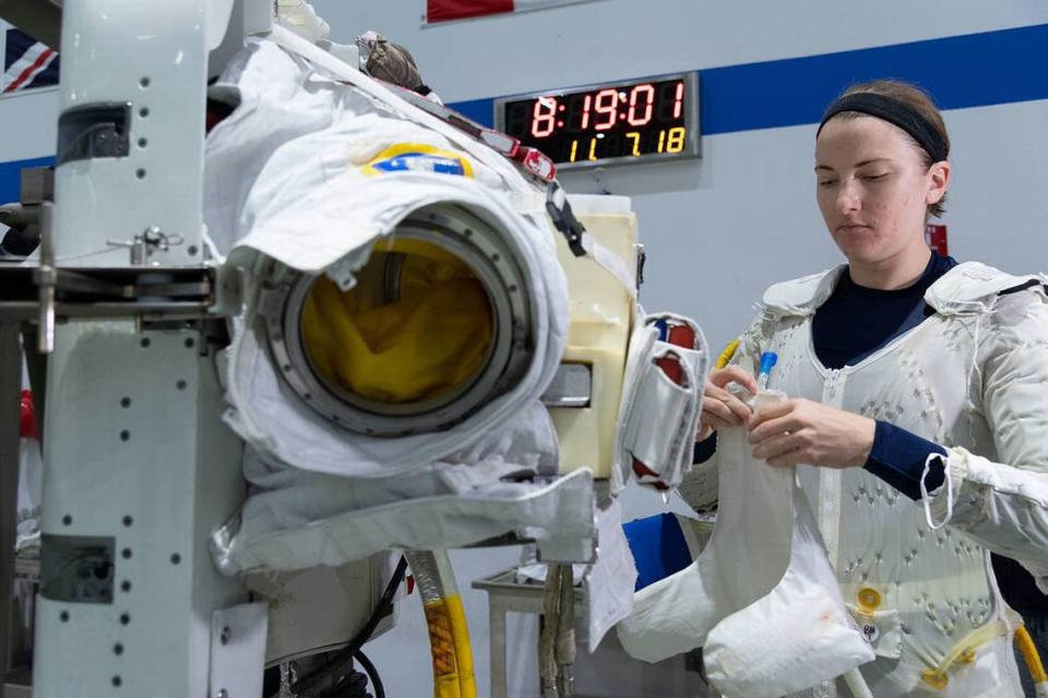 Kayla Barron, a NASA astronaut from Richland, WA, participates in spacewalk training at the Neutral Buoyancy Laboratory at NASA’s Johnson Space Center in Houston, Texas, in 2018.