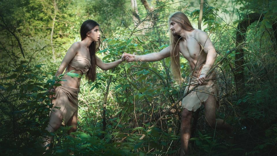 Prehistoric girls believed to be hunters, now not simply gatherers, in new learn about of hormones and genetics