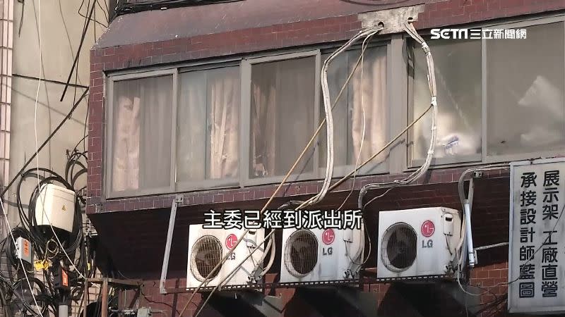 大樓主委後決定對2樓住戶提出告訴，為其他不知情住戶爭取權益。