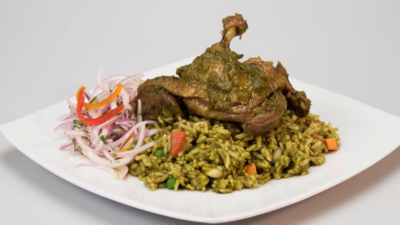 Green rice with chicken leg