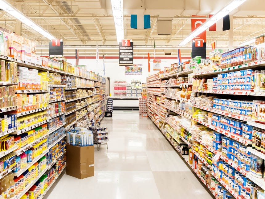 A large, spacious grocery store in the Midwest.