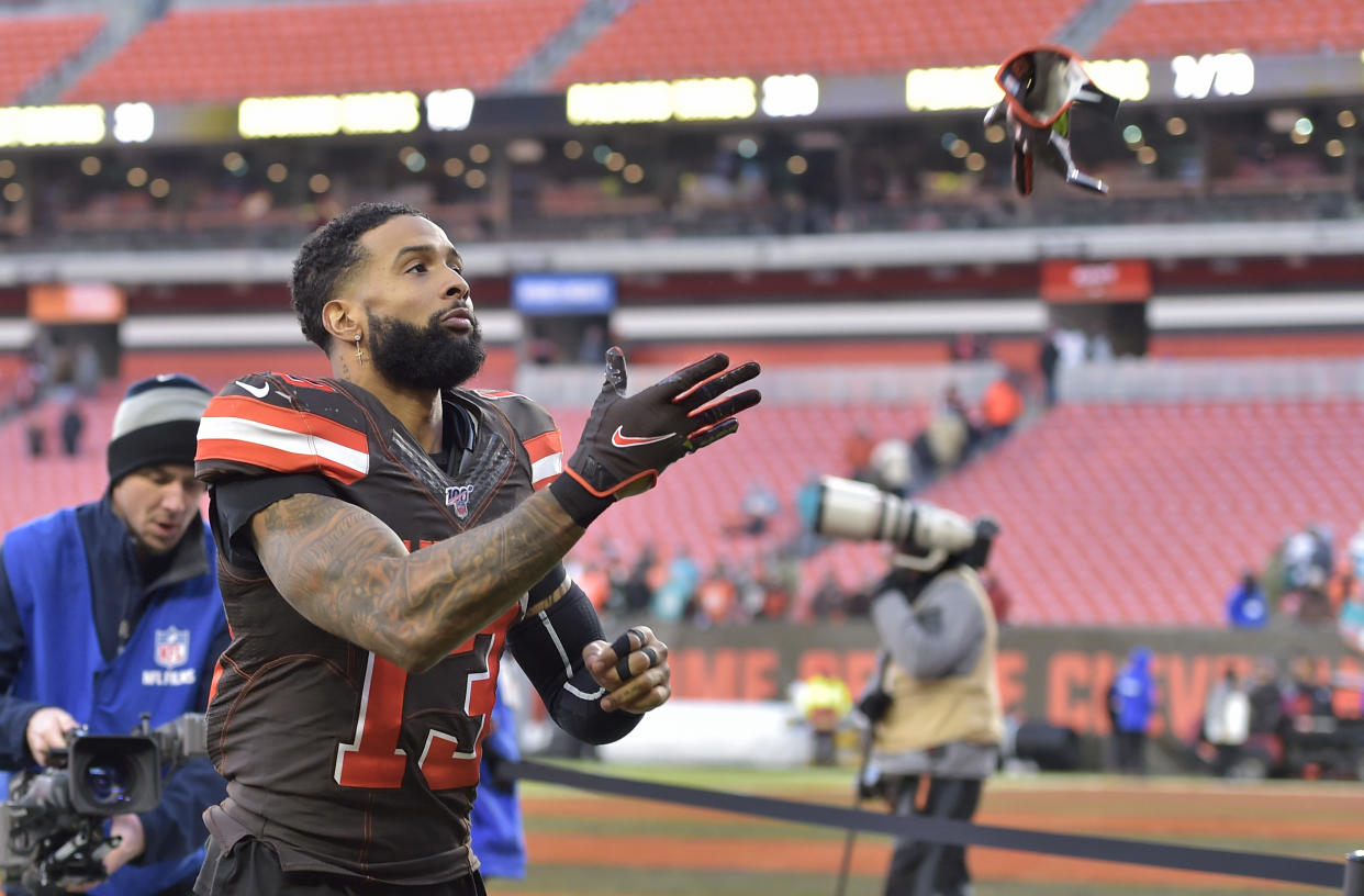 On Friday, Cleveland Browns receiver Odell Beckham Jr. tried to clarify his comments from the previous day. (AP/David Richard)