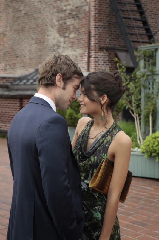 Pictured (L-R): Chace Crawford as Nate Archibald and Sofia Black-D’Elia as Sage.