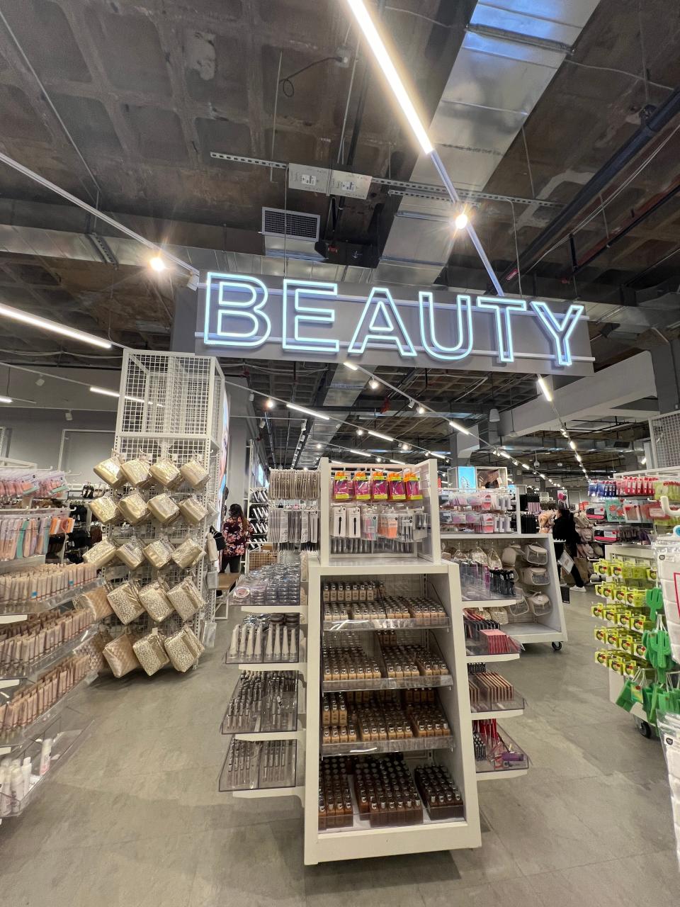 beauty section primark