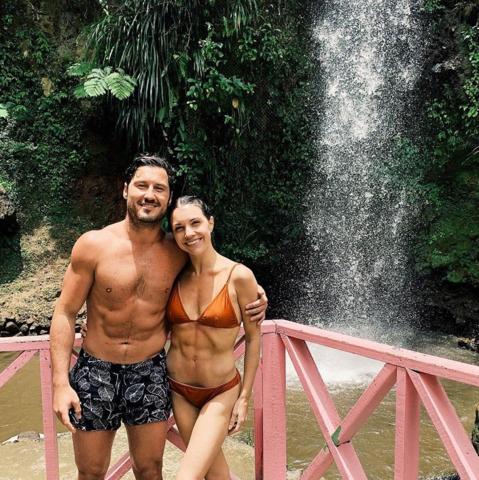 Val Chmerkovskiy and Jenna Johnson 