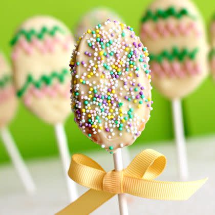 Easy Easter Cookie Pops