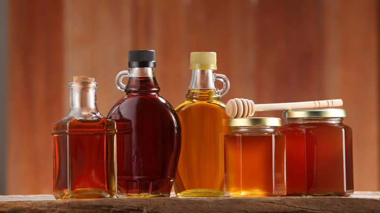 Mixed syrups and honey