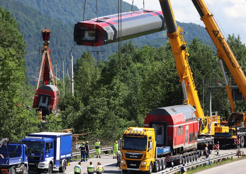 Five casualties after a regional train derailed near Garmisch-Partenkirchen