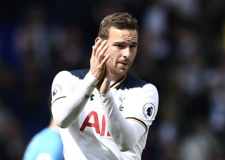 Britain Soccer Football - Tottenham Hotspur v AFC Bournemouth - Premier League - White Hart Lane - 15/4/17 Tottenham's Vincent Janssen applauds fans after the match Reuters / Dylan Martinez Livepic