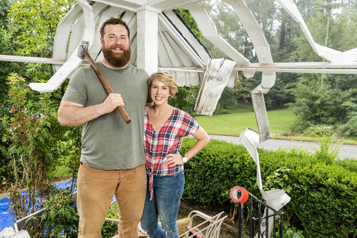 Erin and Ben Napier Took on a “Real Unusual” Renovation on Home Town This Week