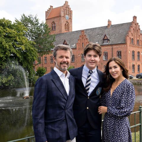 <p>Keld Navntoft, Kongehuset</p> Prince Christian with his parents Crown Prince Frederik and Crown Princess Mary.