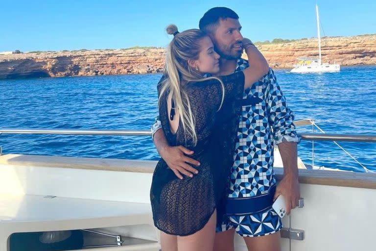 Más enamorados que nunca, Sofía y el Kun disfrutaron de sus vacaciones en Ibiza