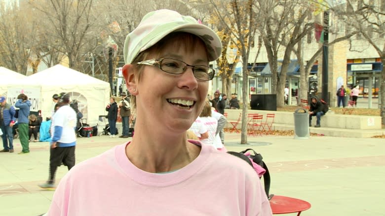 Run for the Cure draws thousands to Churchill Square
