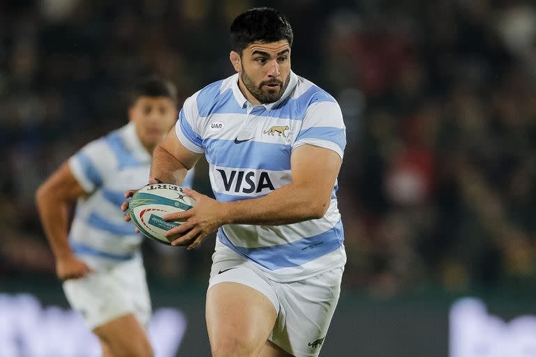 Nahuel Tetaz Chaparro, en acción con la camiseta de los Pumas