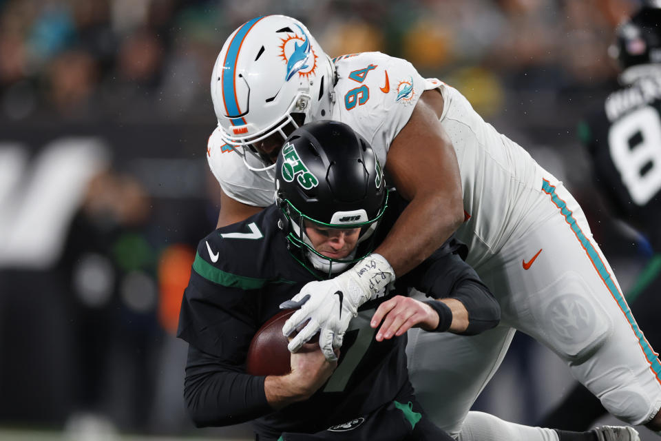 Christian Wilkins wrapping up quarterbacks could become a familiar sight in Las Vegas. (Photo by Rich Schultz/Getty Images)