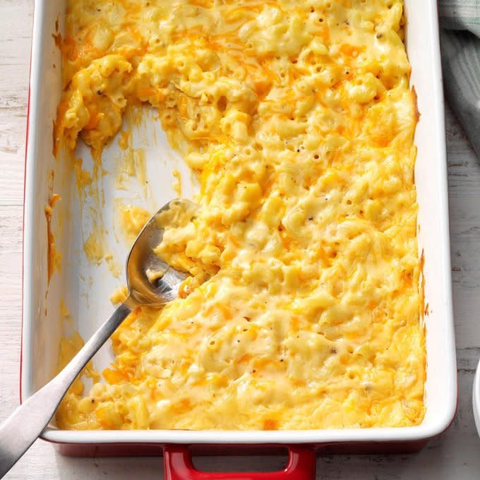 Creamy Macaroni And Cheese Exps Diyd20 36217 B09 30 1b 3