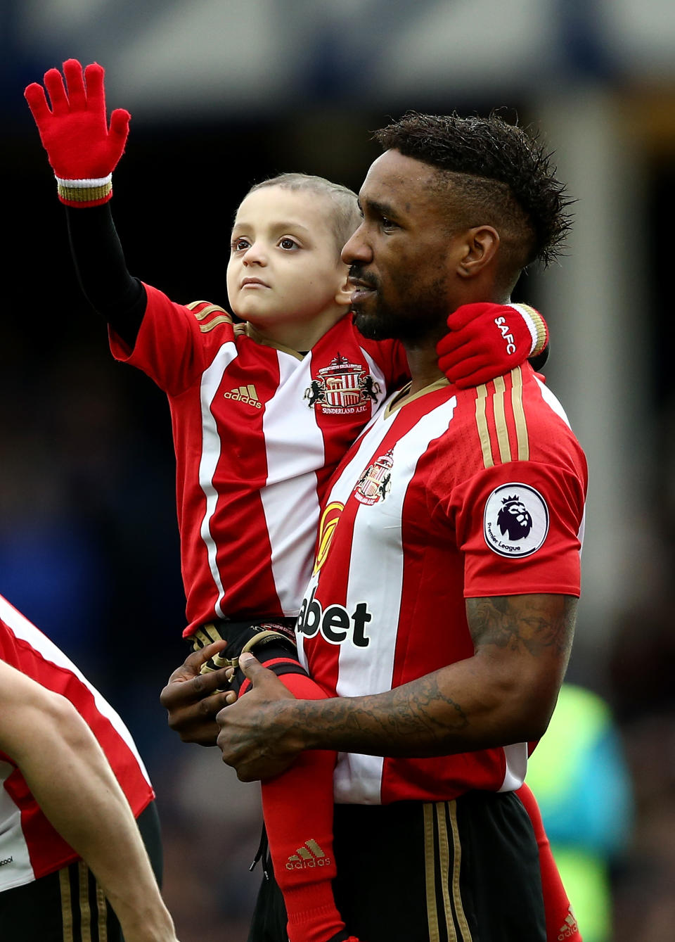 Jermain Defoe with Bradley Lowery with whom he became great friends